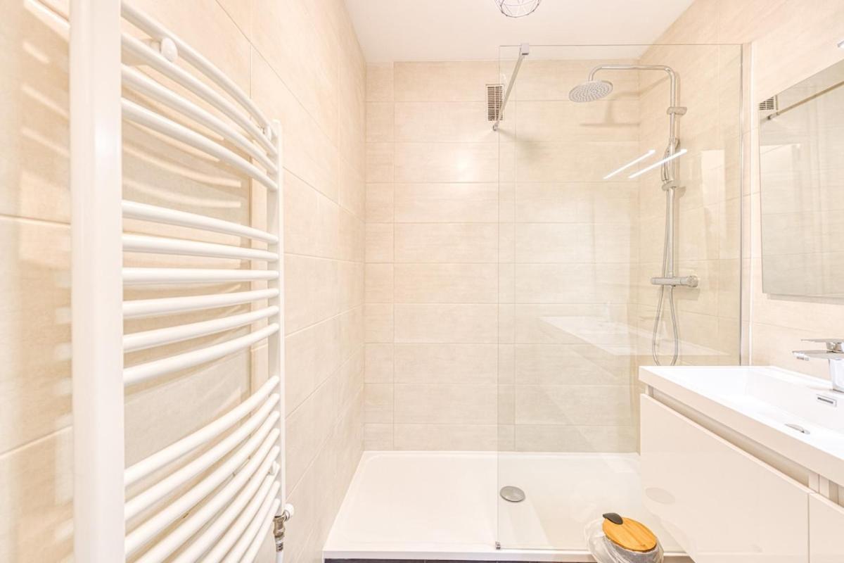 Magnificent Apartment, 4 Bedrooms, Fiber Wifi Grenoble Zewnętrze zdjęcie